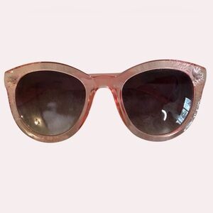 Chic Pink Sunglasses with Floral Etching on Edges